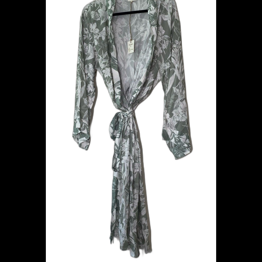 World Market Robe Pajamas Women’s Size L XL Color Green White Floral